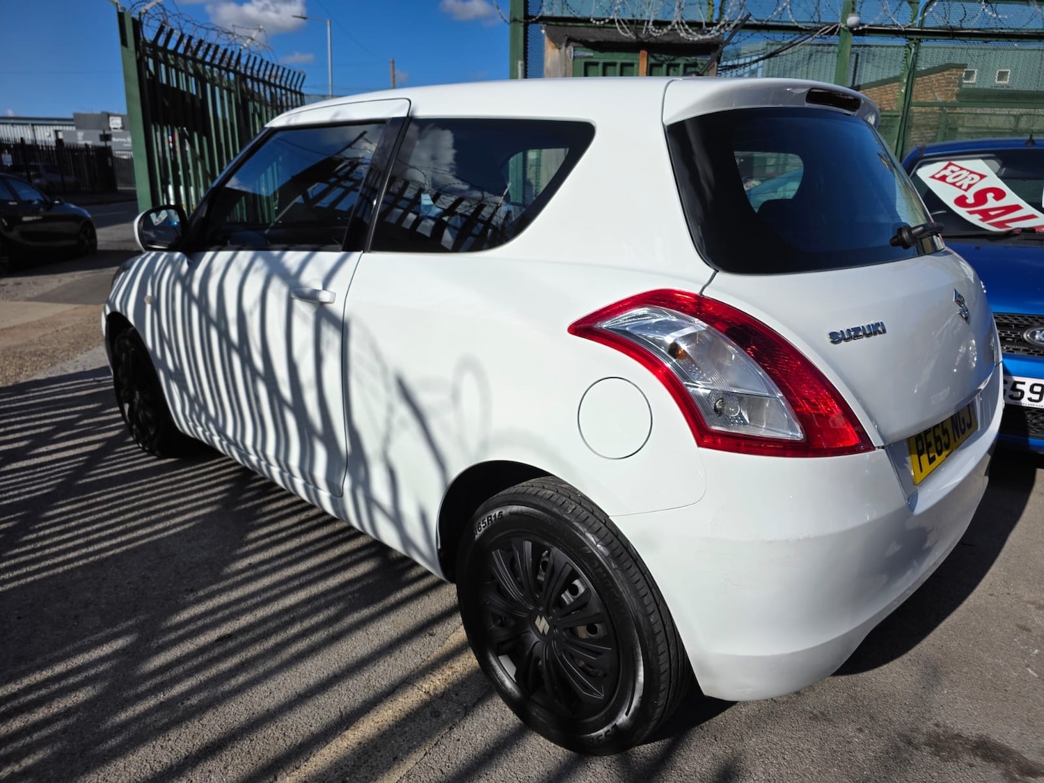 Used Suzuki Swift 2015 for sale - 76067185: Photo 9