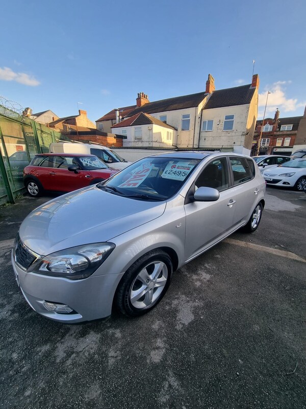 Used Kia Ceed 2011 for sale - 73566157: Photo 1