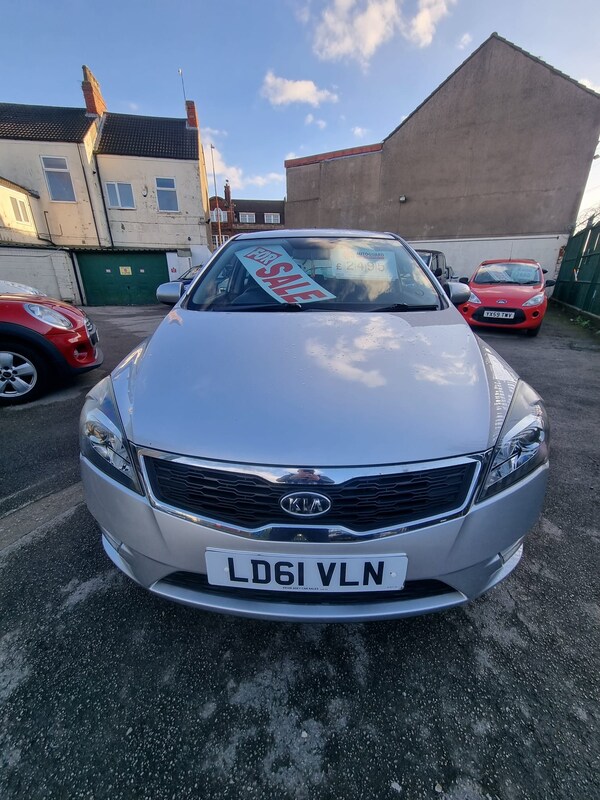 Used Kia Ceed 2011 for sale - 73566157: Photo 3