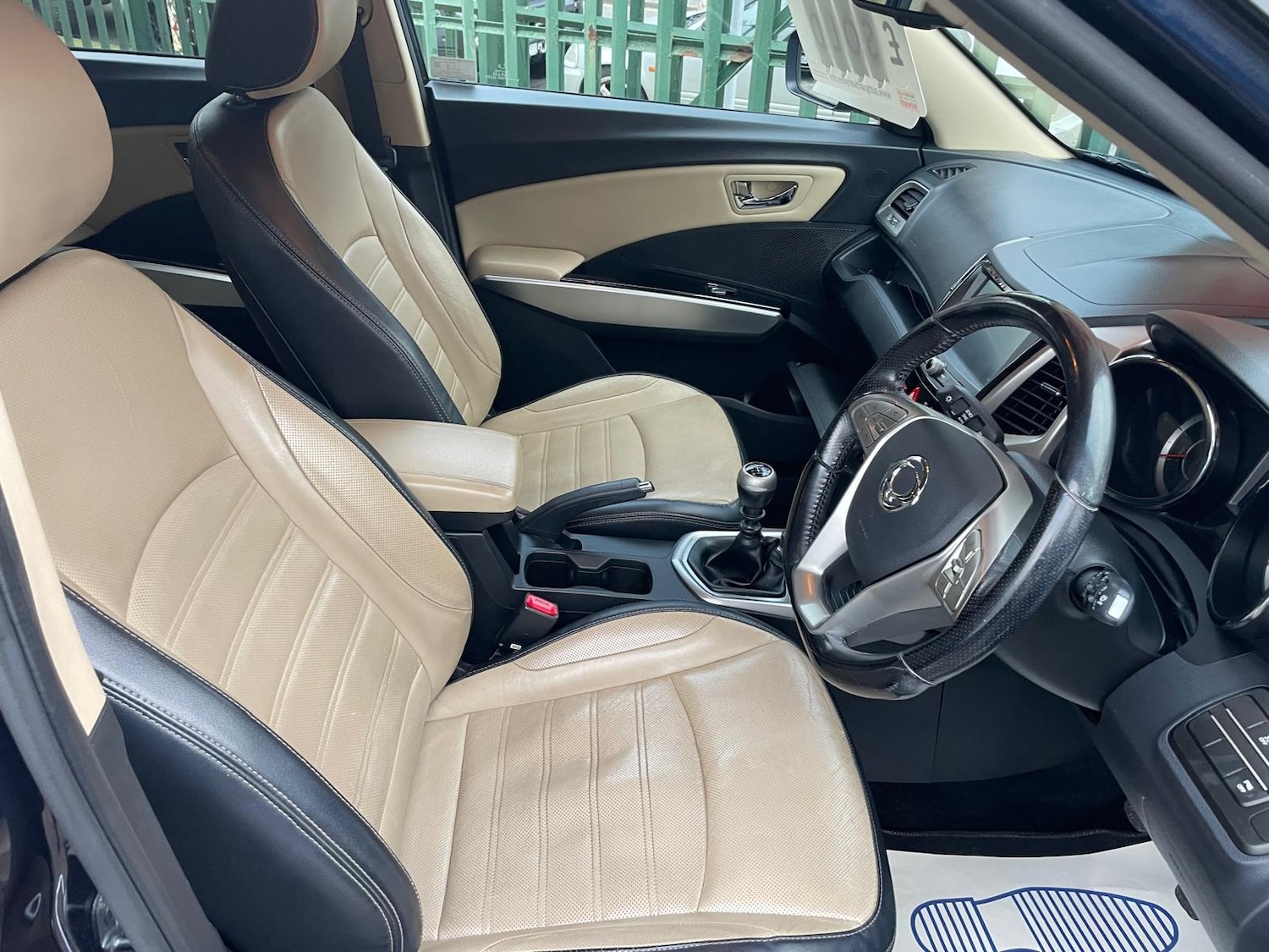 Used Ssangyong Tivoli 2015 for sale - 77821976: Photo 14