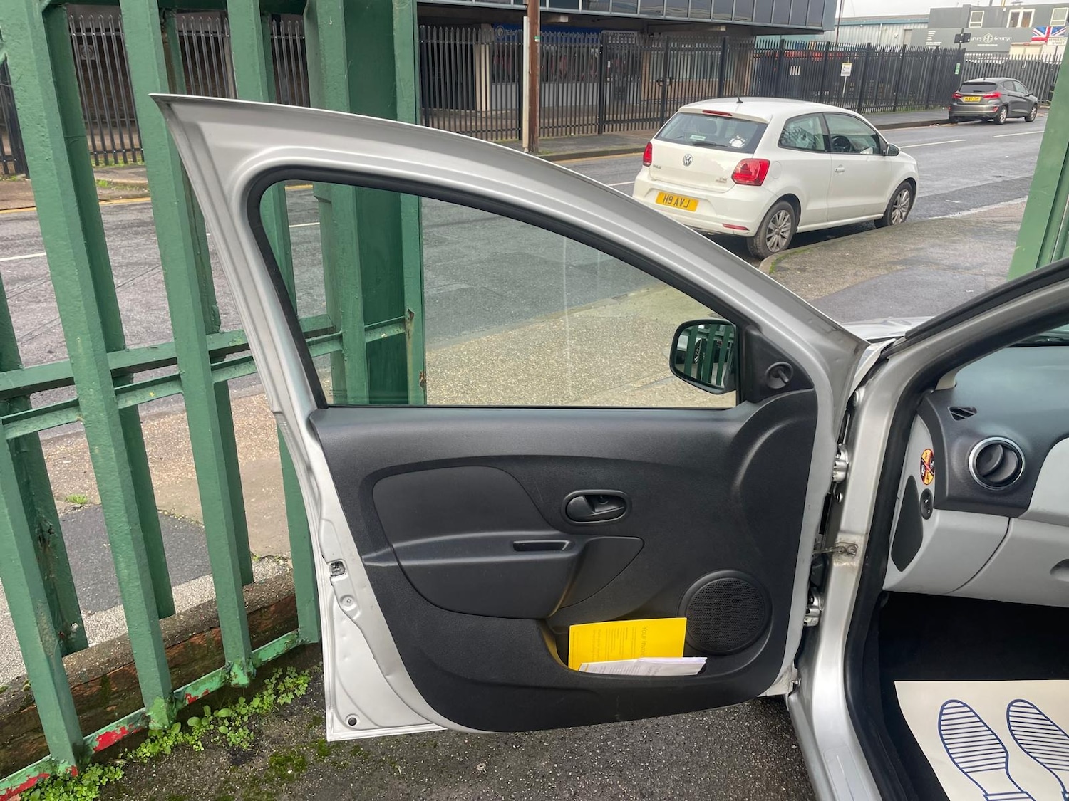 Used Dacia Sandero 2014 for sale - 76935428: Photo 10