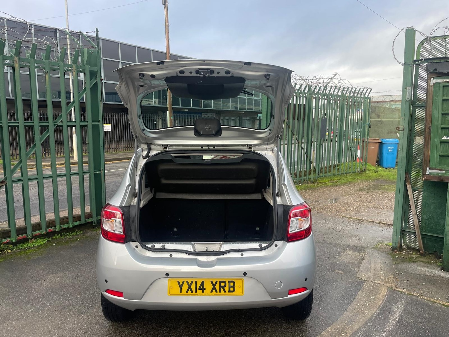 Used Dacia Sandero 2014 for sale - 76935428: Photo 12