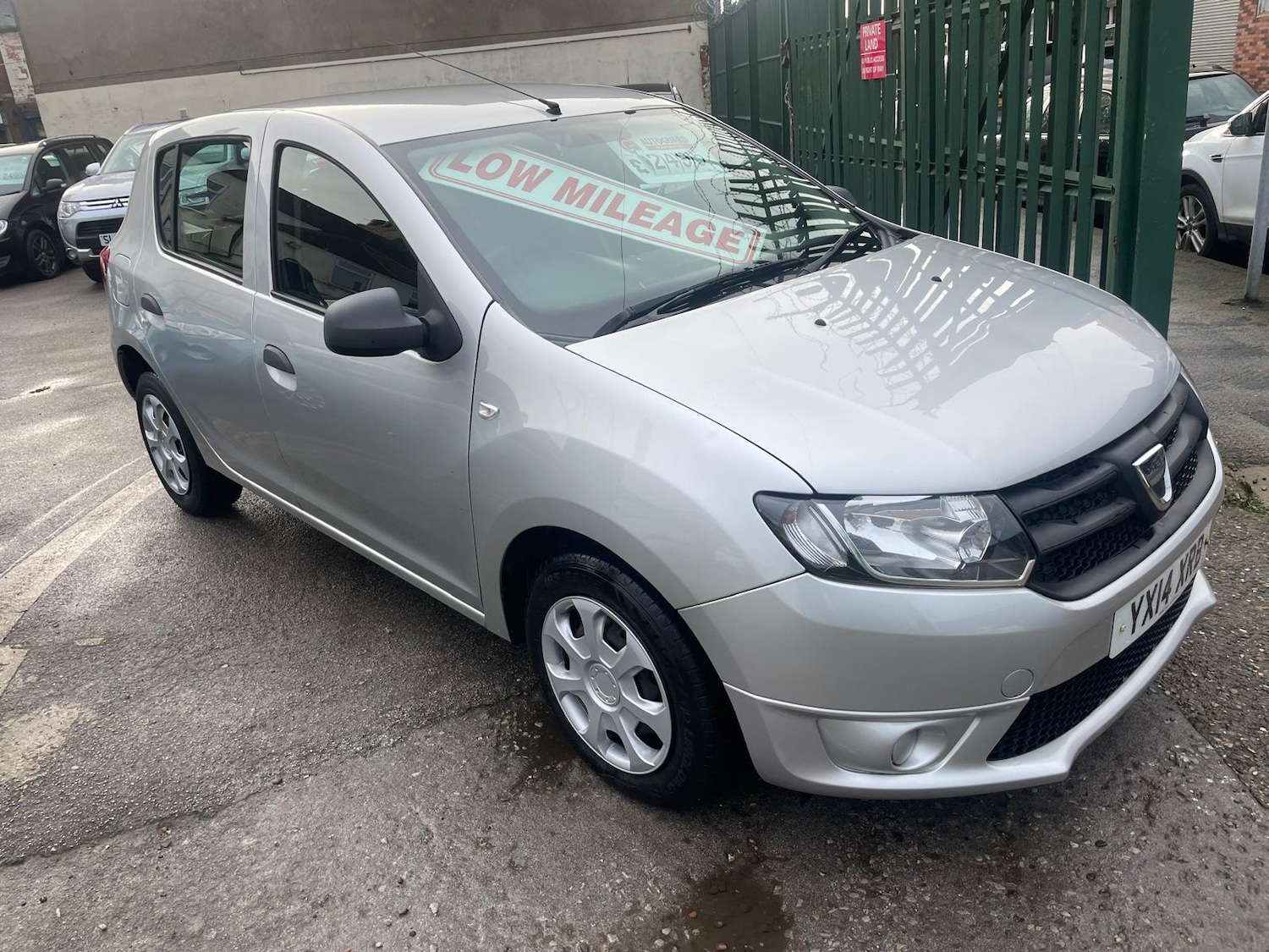 Used Dacia Sandero 2014 for sale - 76935428: Photo 13