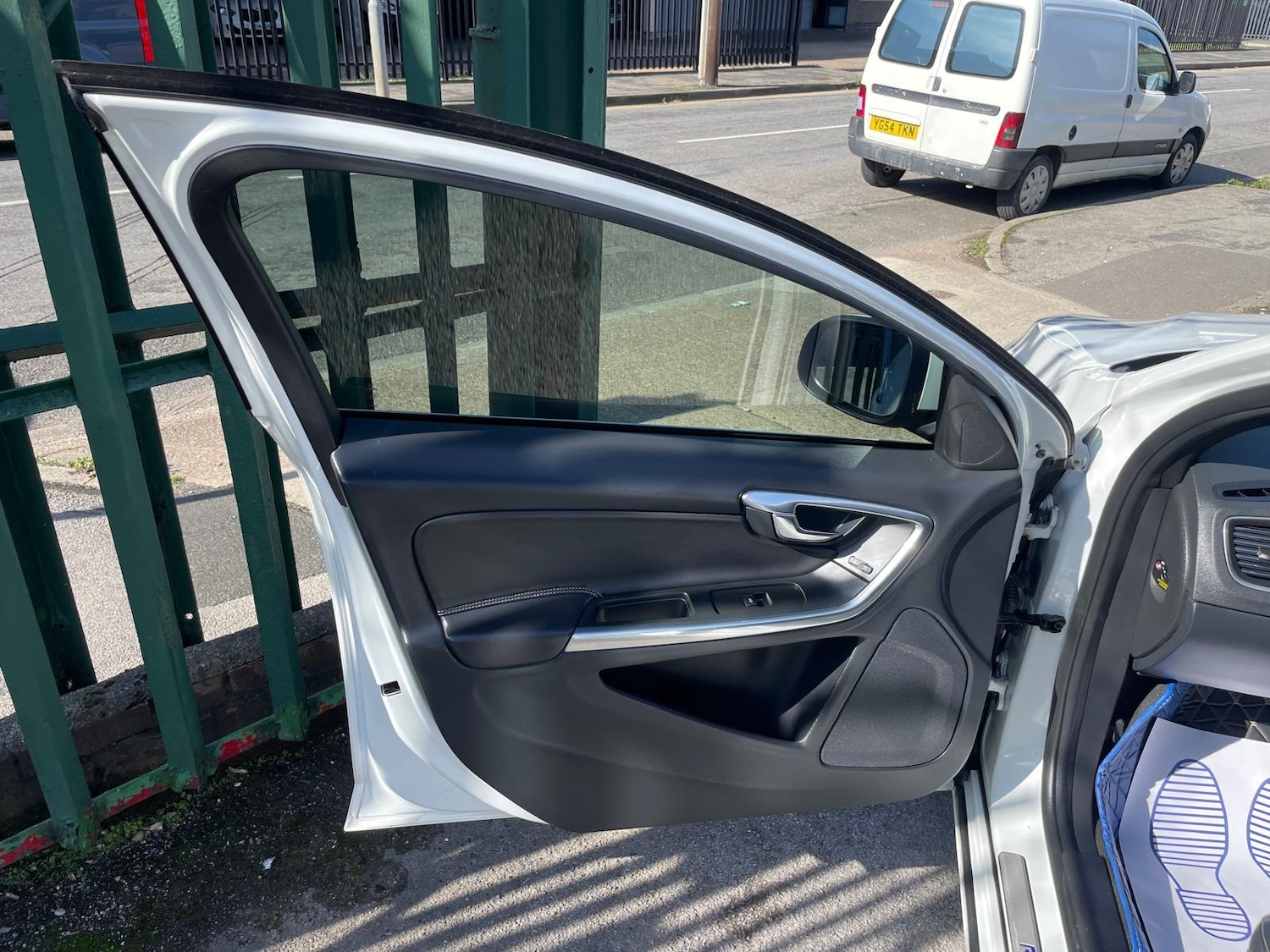 Used Volvo S60 2016 for sale - 76142414: Photo 16