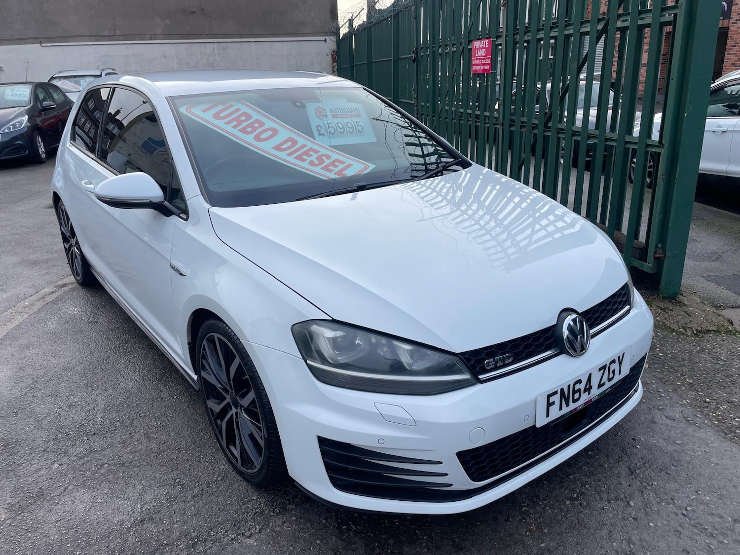 Used Volkswagen Golf 2014 for sale - 77135963: Photo 9