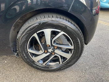 Used Peugeot 108 2015 for sale - 76582995: Photo