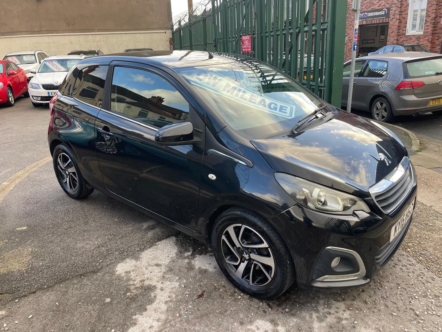 Used Peugeot 108 2015 for sale - 76582995: Photo 6