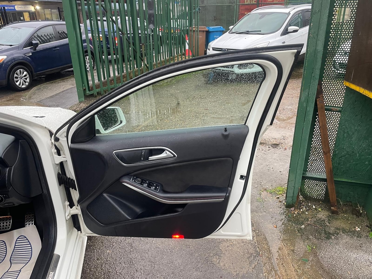 Used Mercedes-Benz A-Class 2014 for sale - 77364824: Photo 13