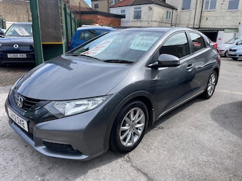 2012 (12) - 1.8 i-VTEC ES 5dr