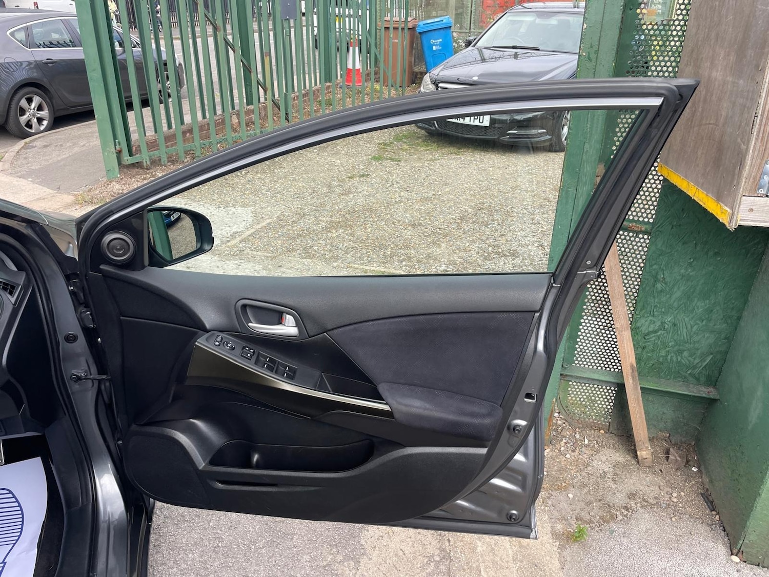 Vehicle 21