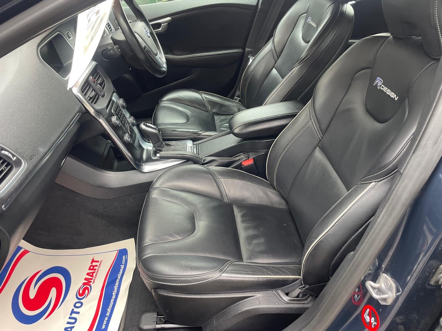 Used Volvo V40 2013 for sale - 78210497: Photo 13