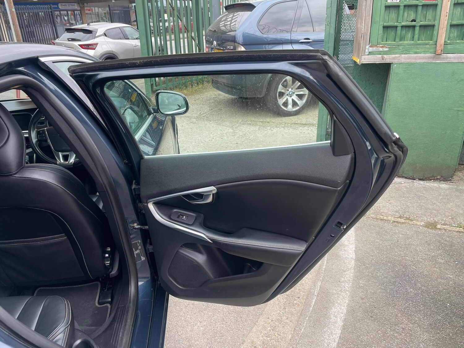 Used Volvo V40 2013 for sale - 78210497: Photo 20