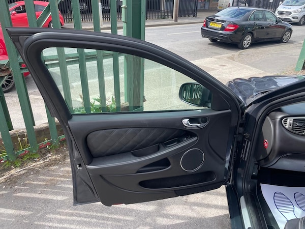 Used Jaguar X-Type 2009 for sale - 74612704: Photo 16