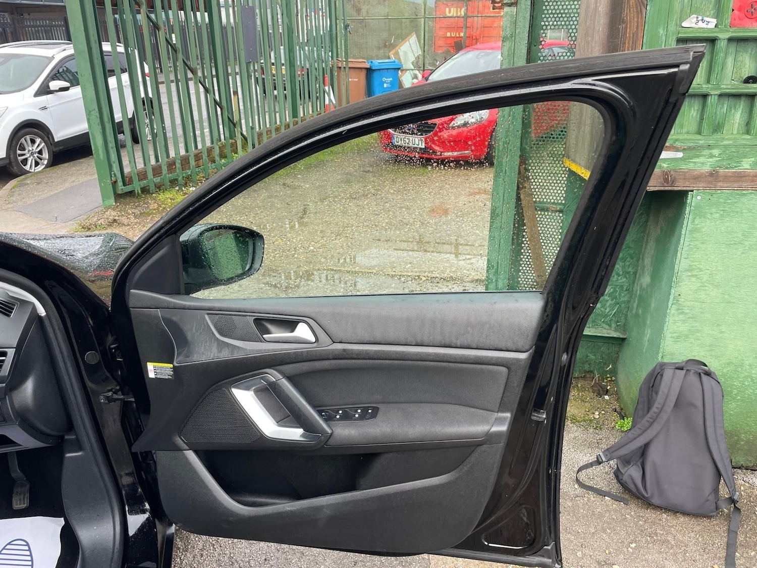 Used Peugeot 308 2018 for sale - 77241168: Photo 12