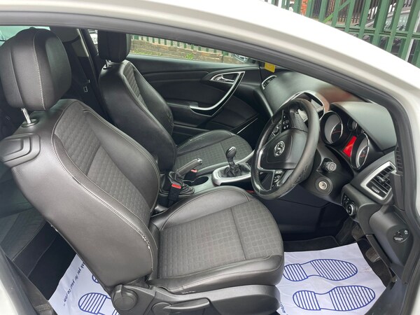 Used Vauxhall Astra GTC 2013 for sale - 72377363: Photo 25