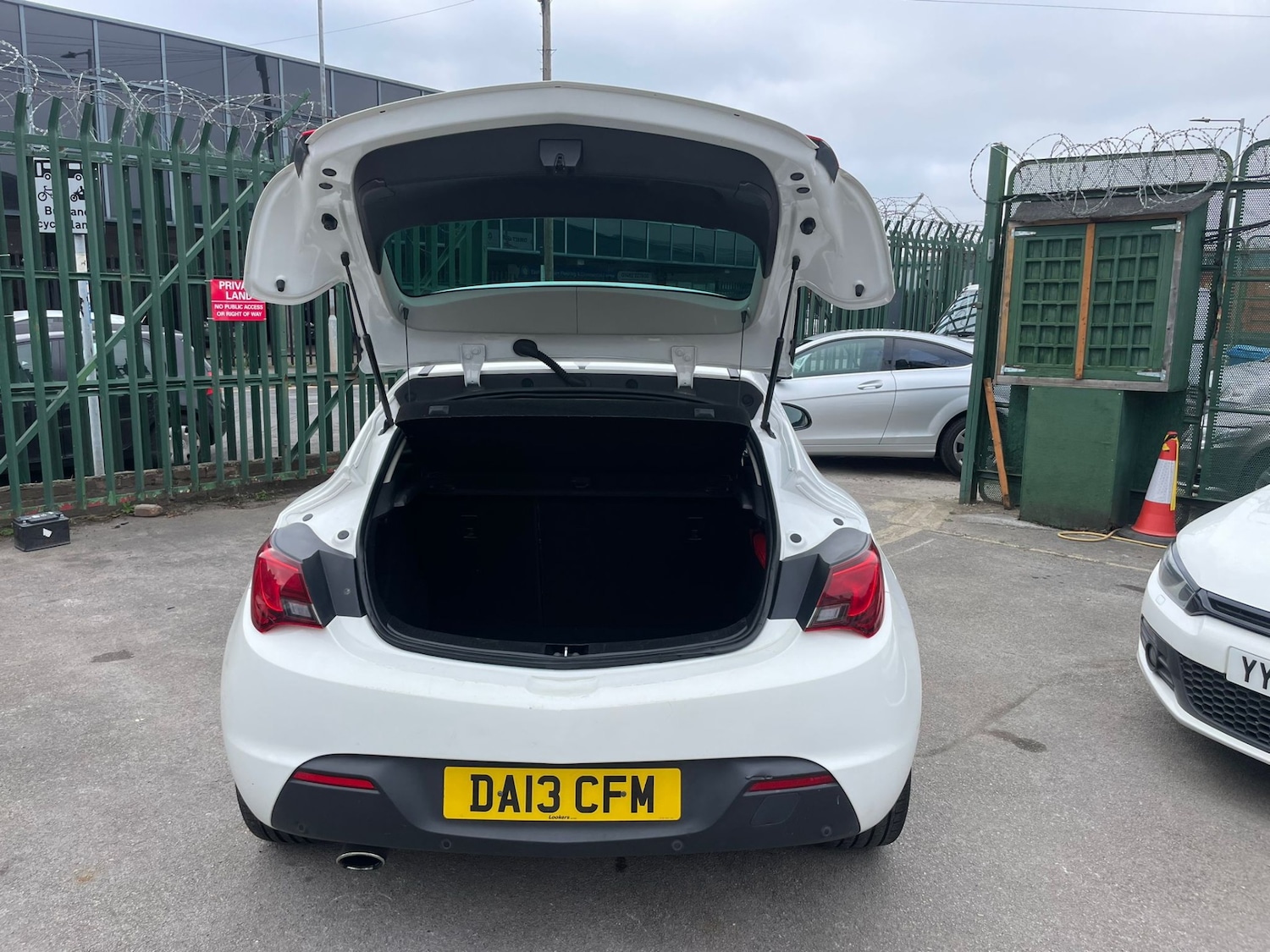 Vehicle 29