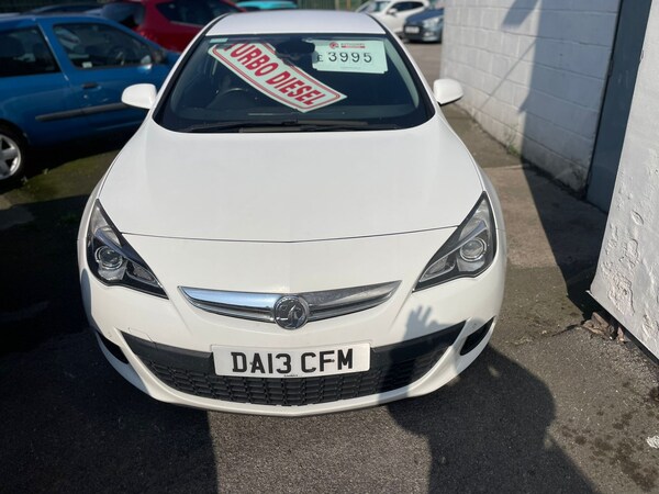 Used Vauxhall Astra GTC 2013 for sale - 72377363: Photo 2