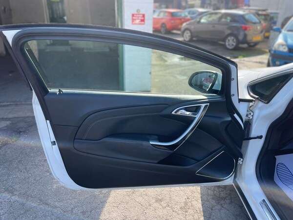 Used Vauxhall Astra GTC 2013 for sale - 72377363: Photo 7