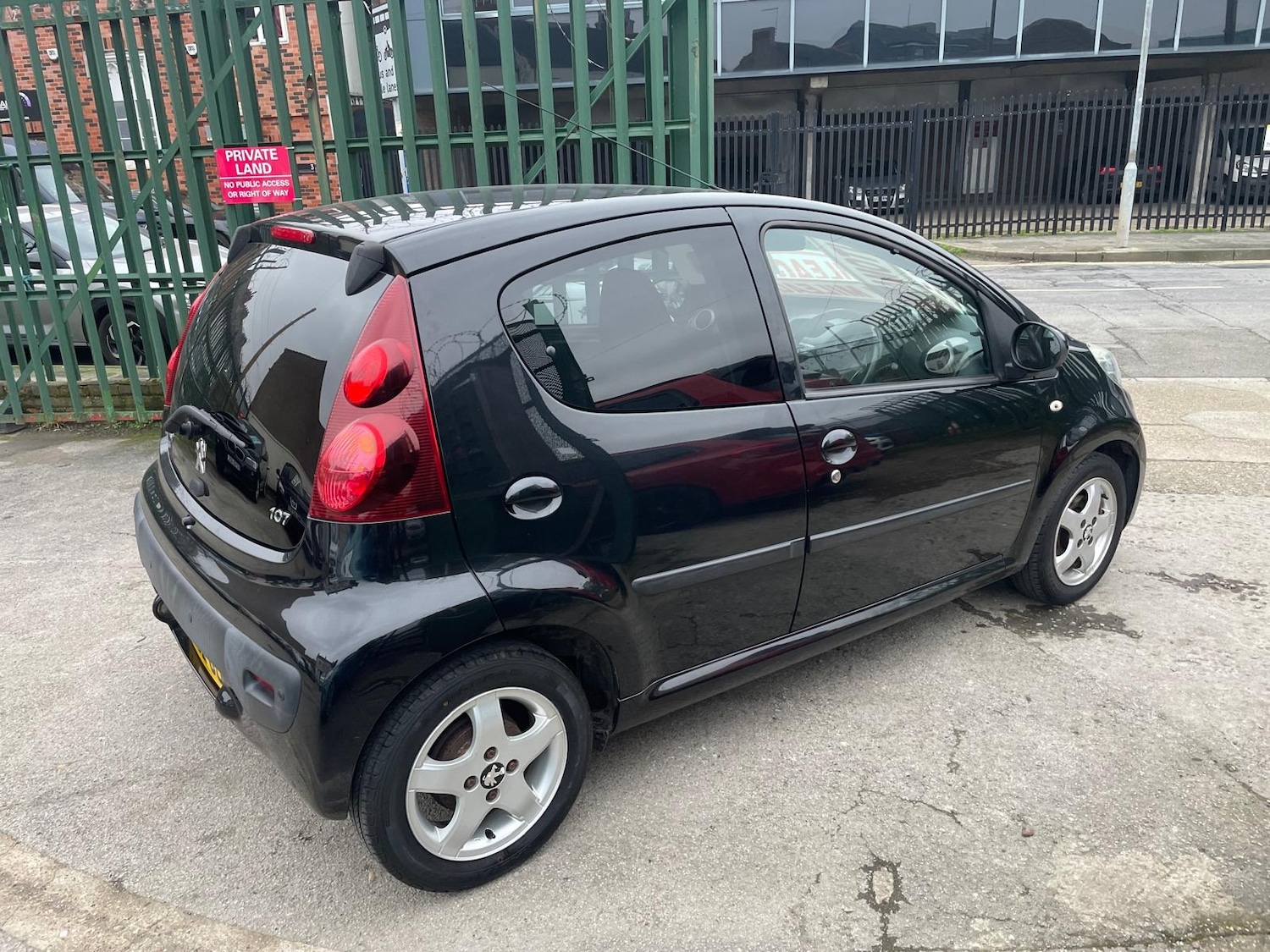 Used Peugeot 107 2013 for sale - 77431455: Photo 10