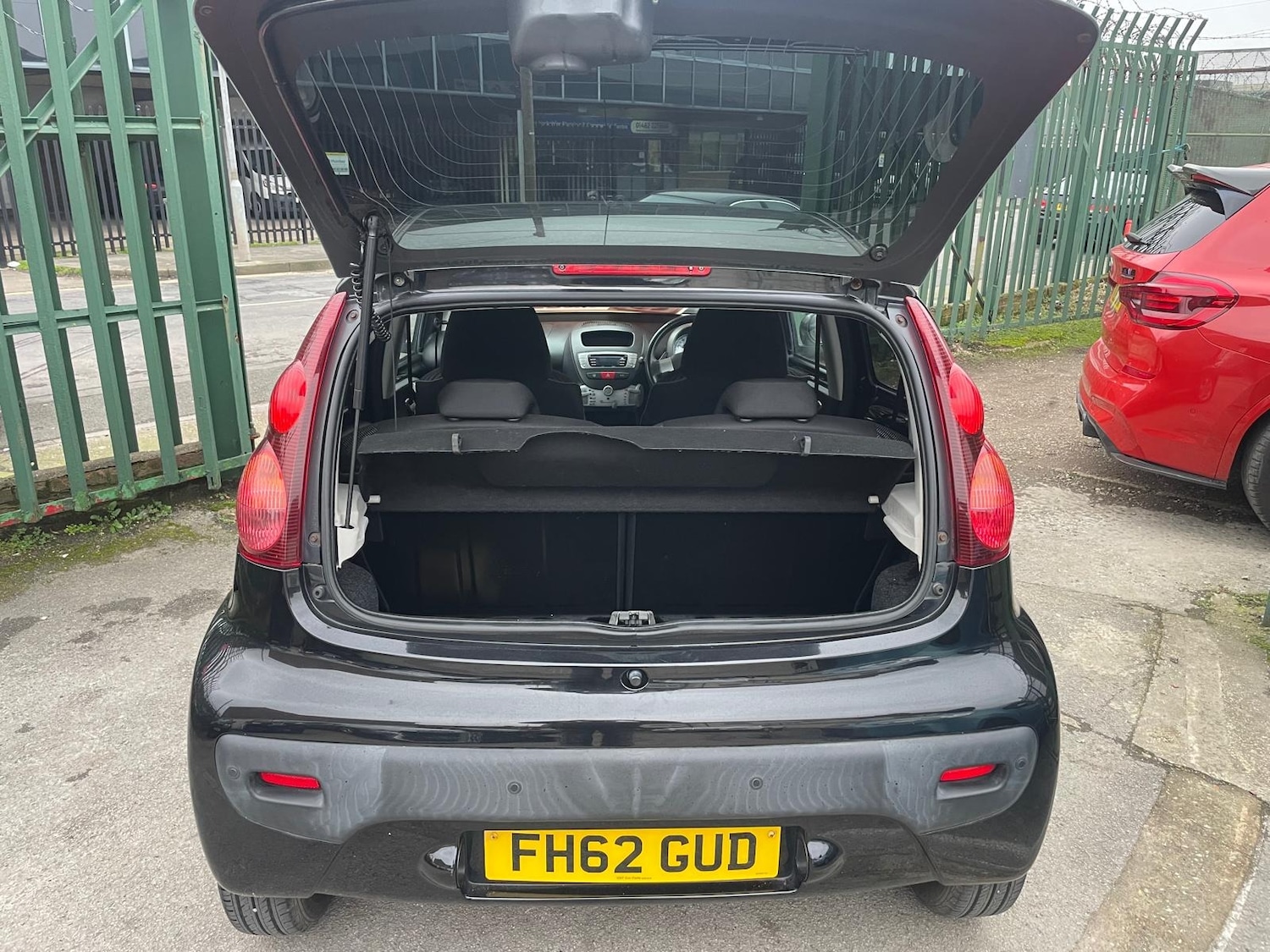 Used Peugeot 107 2013 for sale - 77431455: Photo 6