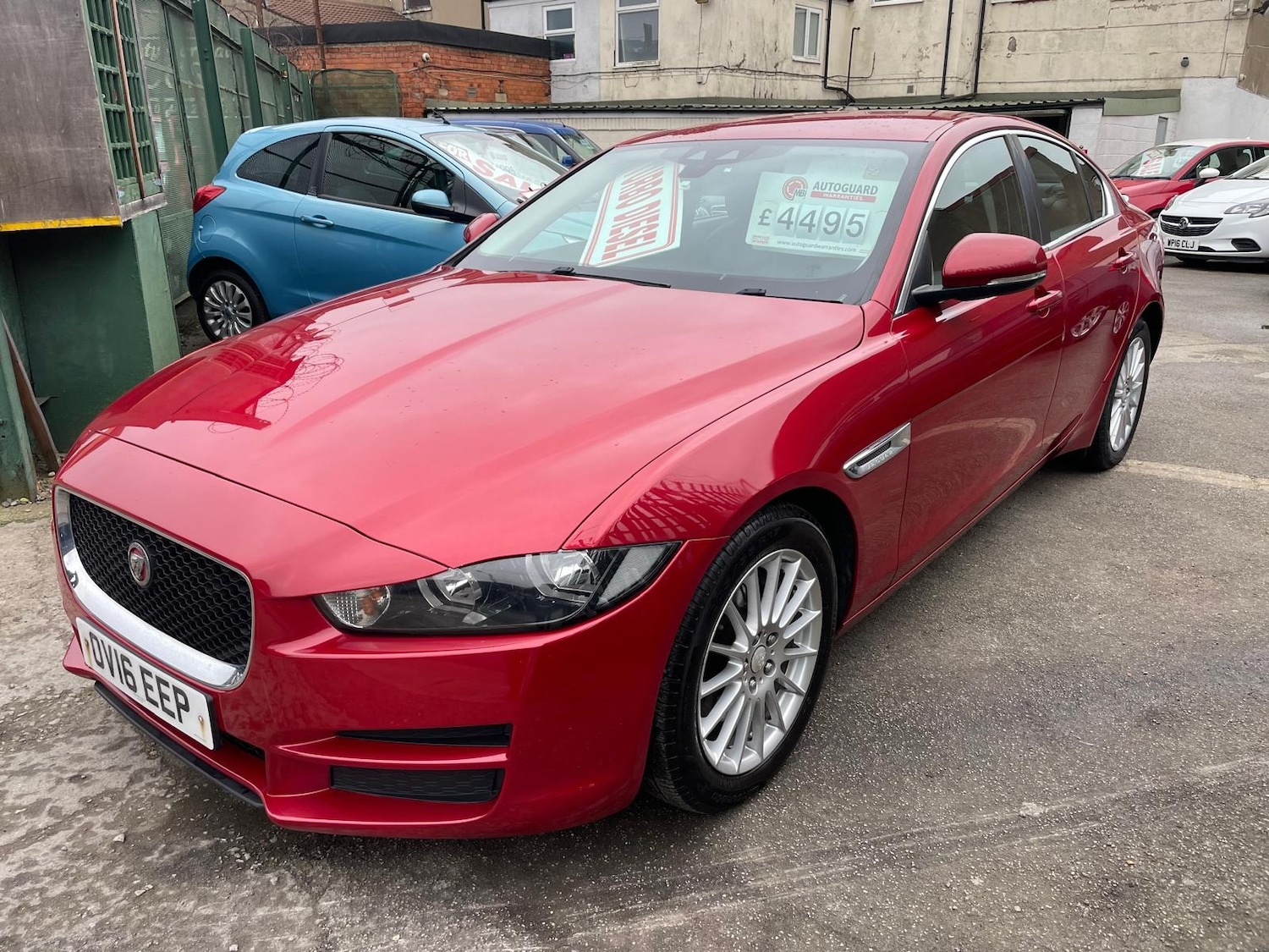 Used Jaguar XE 2016 for sale - 77796805: Photo 1