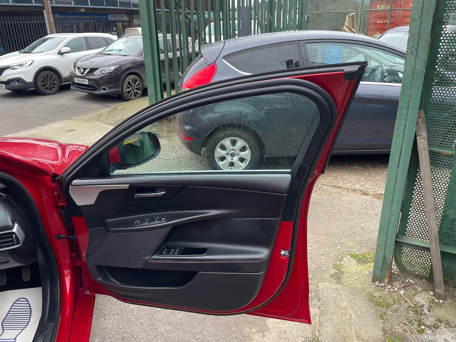 Used Jaguar XE 2016 for sale - 77796805: Photo 14