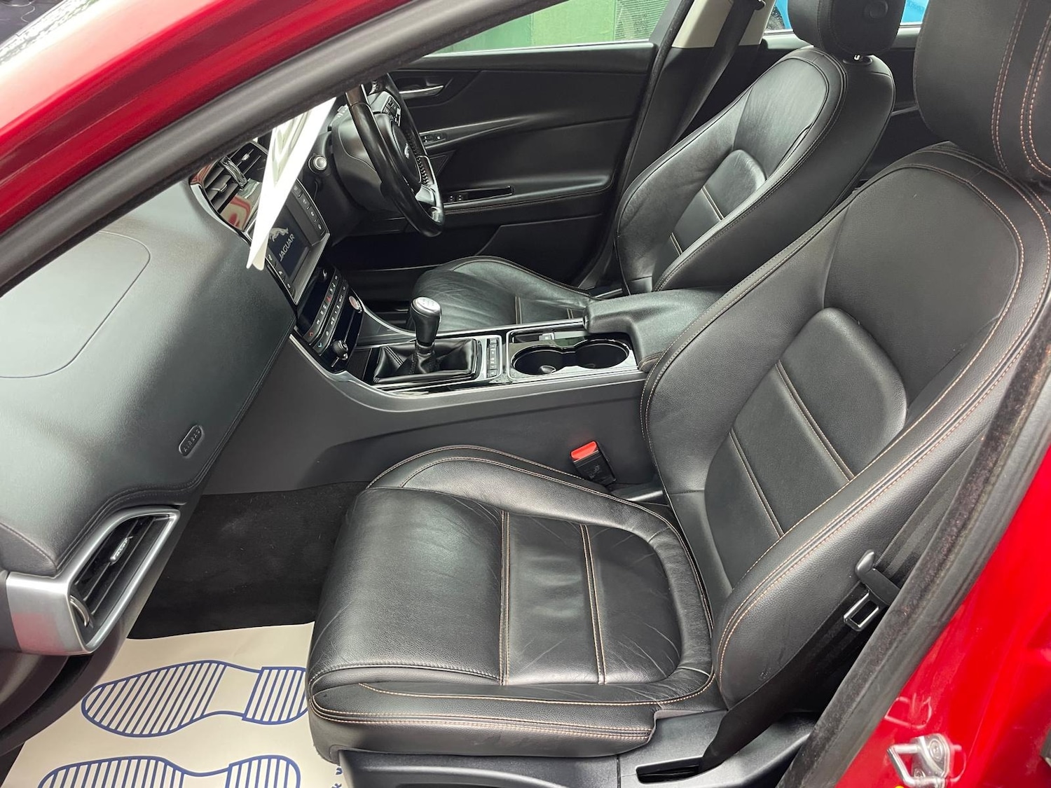 Used Jaguar XE 2016 for sale - 77796805: Photo 15