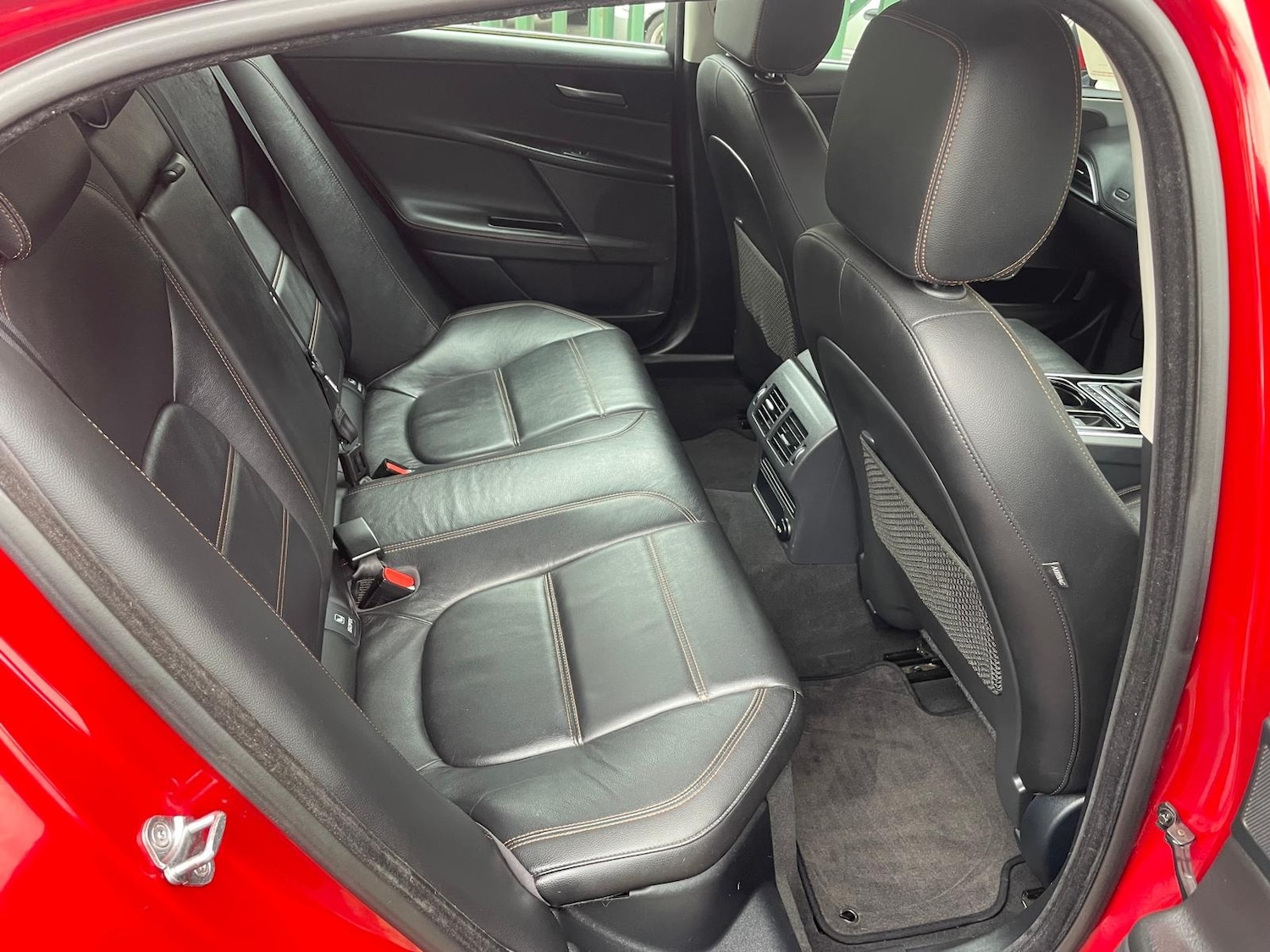 Used Jaguar XE 2016 for sale - 77796805: Photo 19