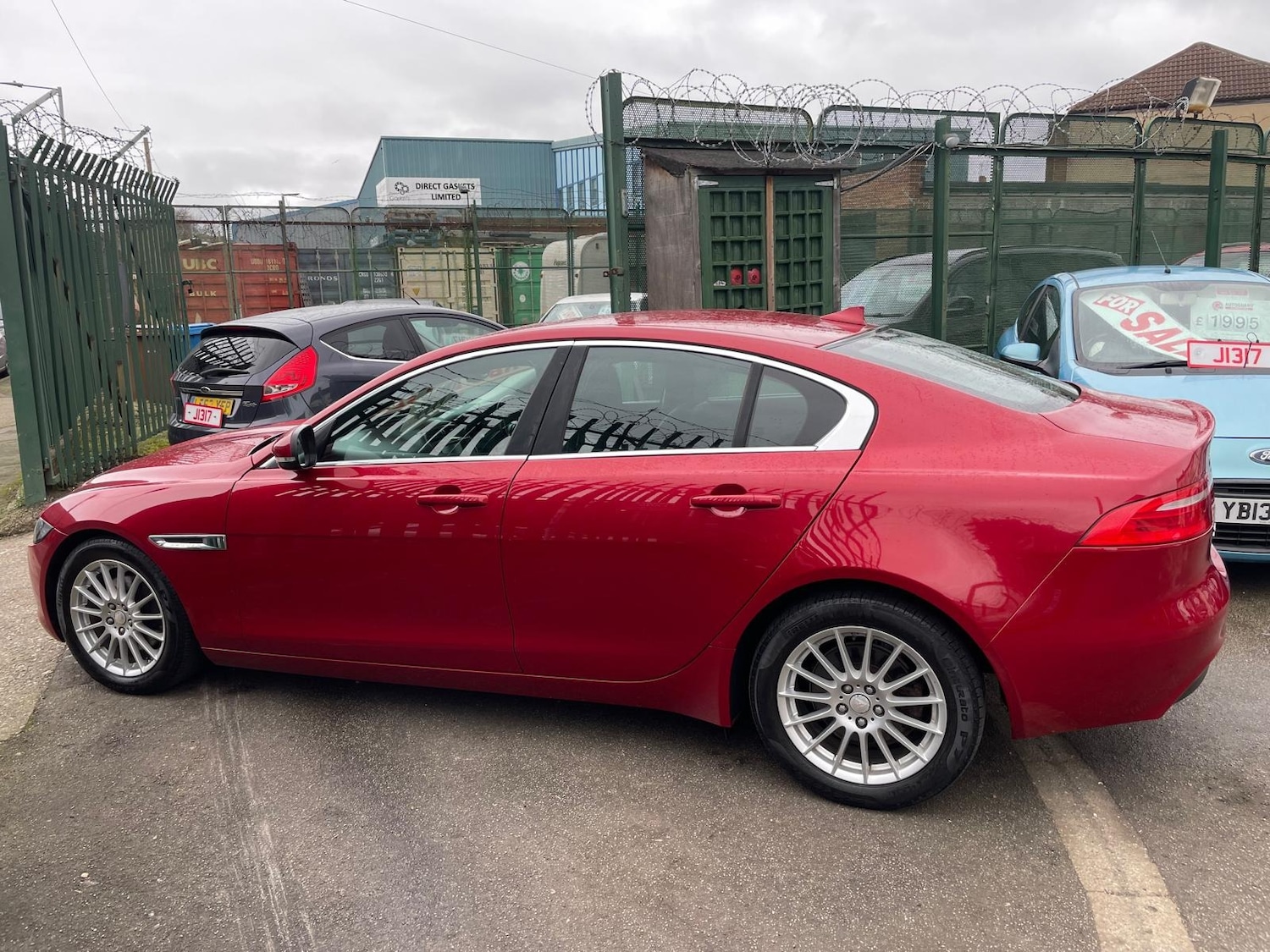 Used Jaguar XE 2016 for sale - 77796805: Photo 3
