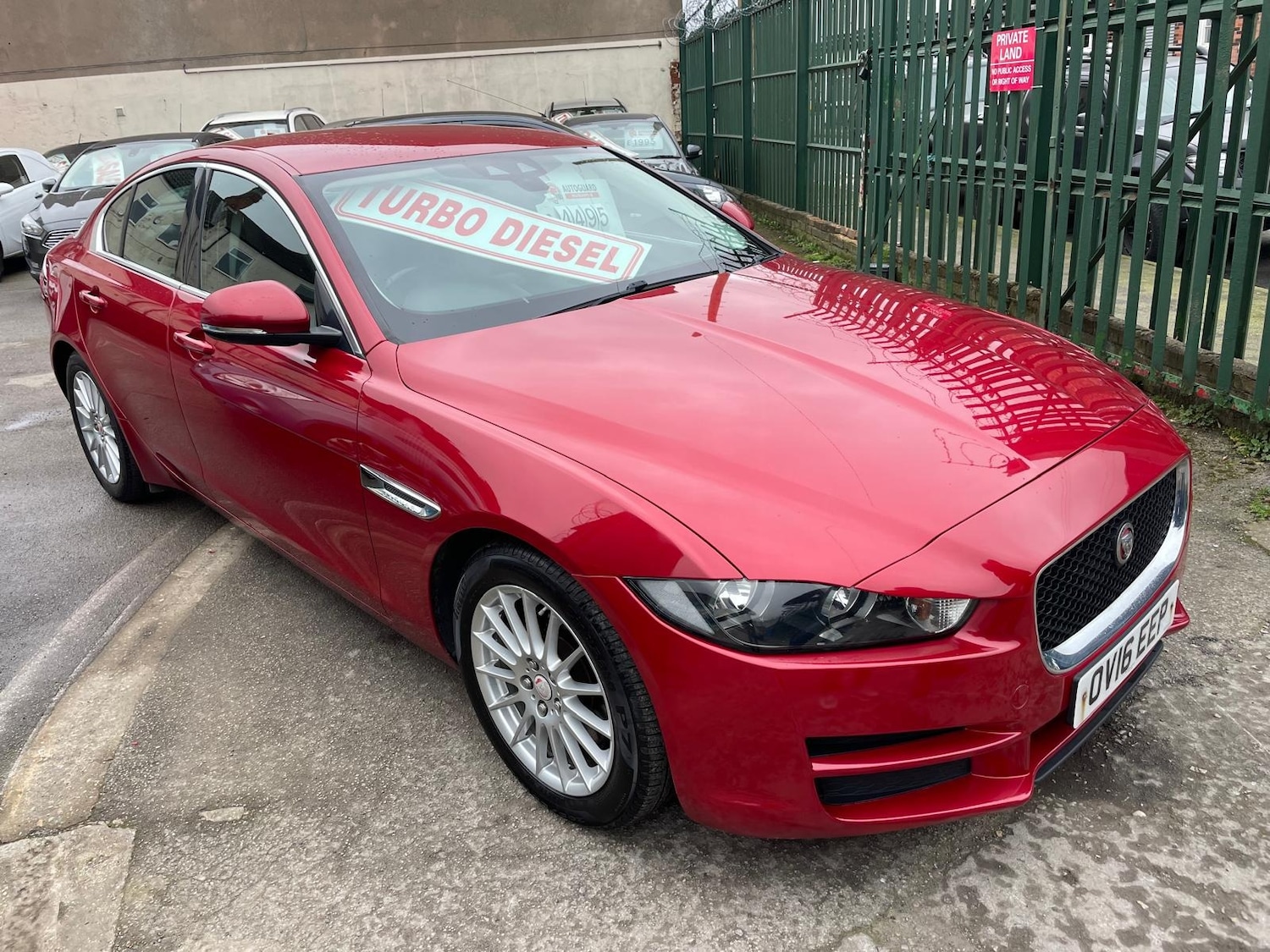 Used Jaguar XE 2016 for sale - 77796805: Photo 4