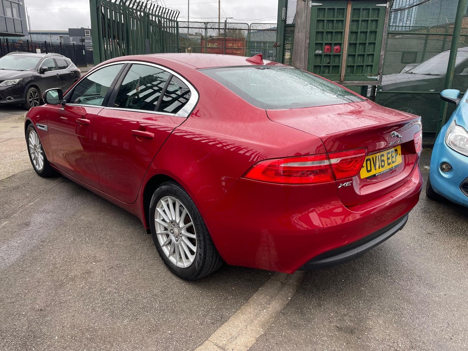 Used Jaguar XE 2016 for sale - 77796805: Photo 6