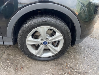 Used Ford Kuga 2016 for sale - 77196610: Photo