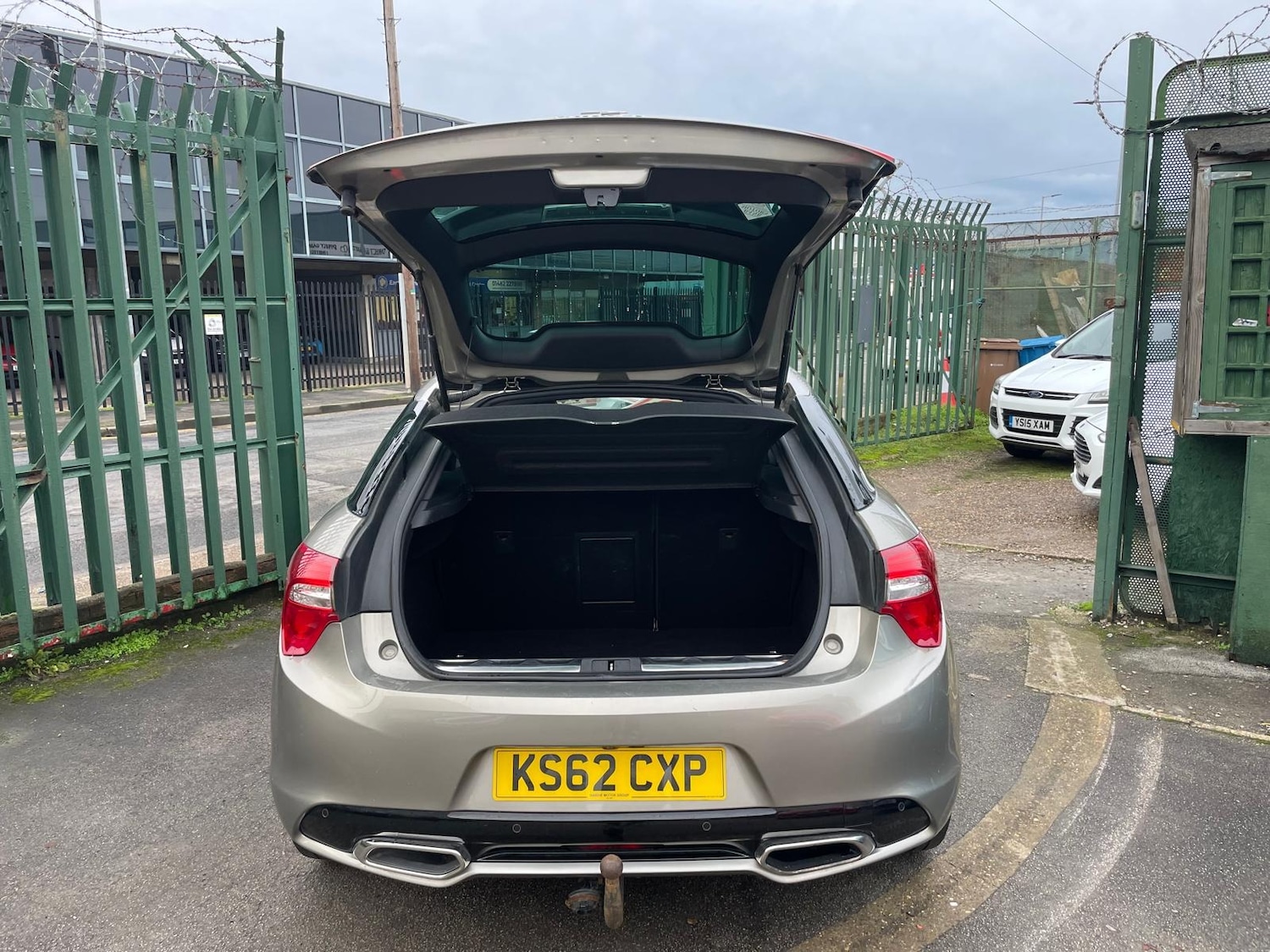 Used Citroen DS5 2013 for sale - 76709695: Photo 7