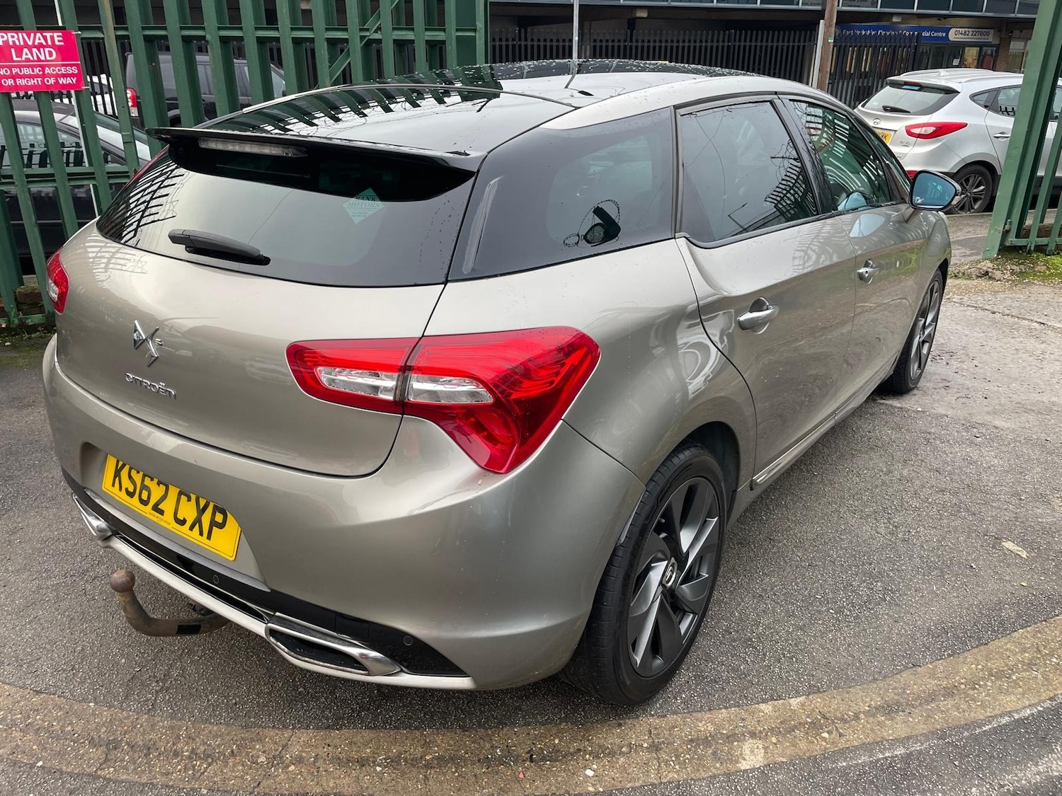 Used Citroen DS5 2013 for sale - 76709695: Photo 9