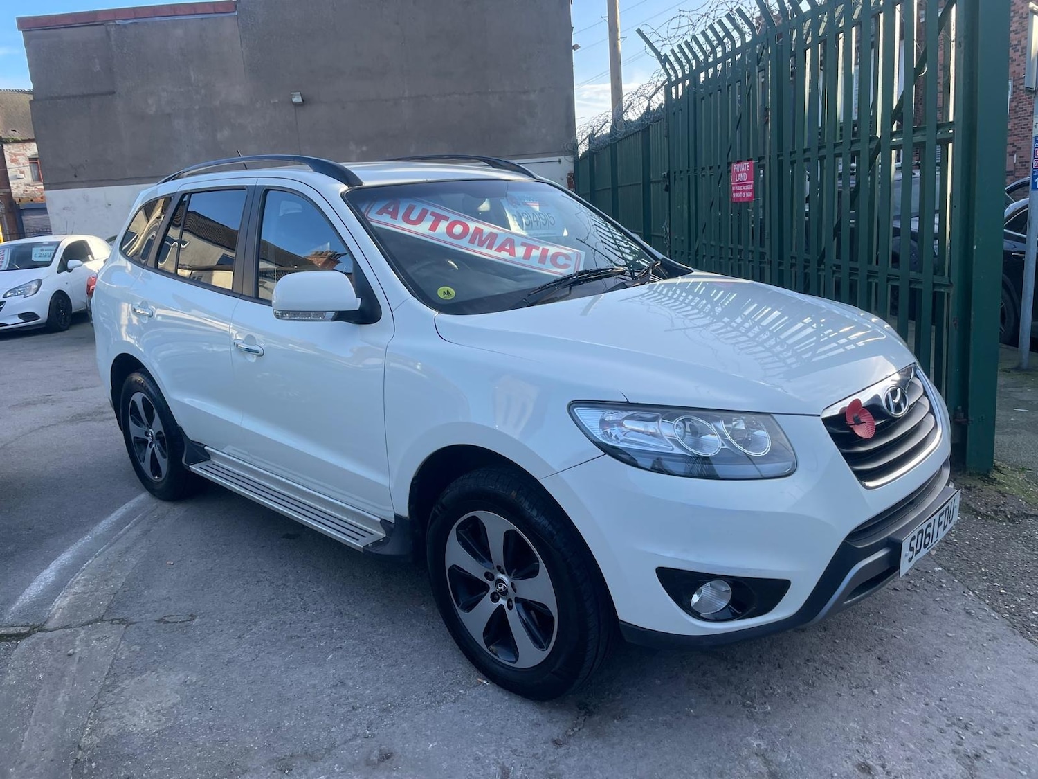 Used Hyundai Santa Fe 2011 for sale - 77775108: Photo 4