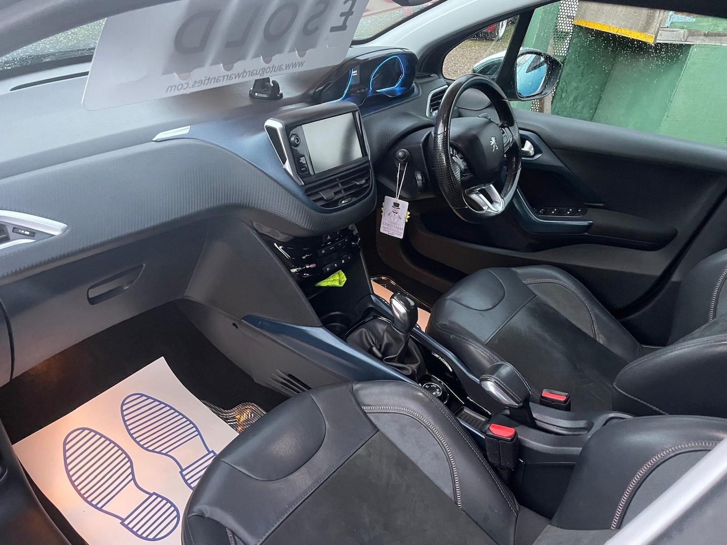 Used Peugeot 2008 2015 for sale - 76686692: Photo 16