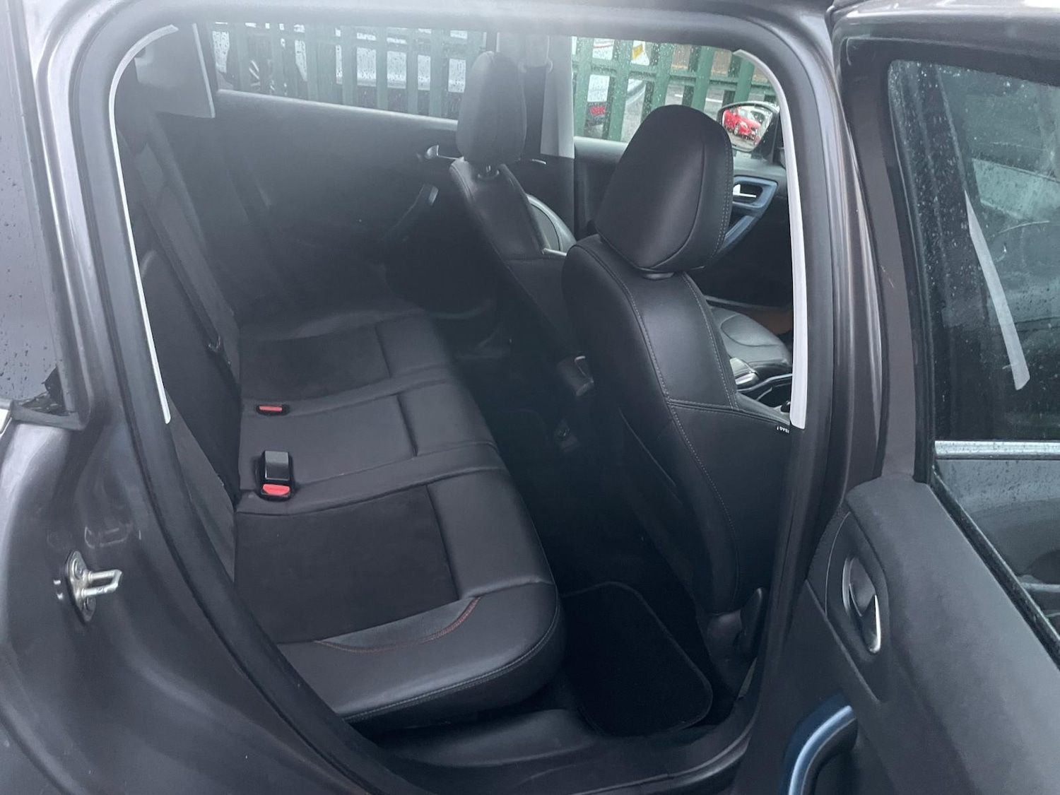 Used Peugeot 2008 2015 for sale - 76686692: Photo 20