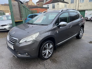 Used Peugeot 2008 2015 for sale - 76686692: Photo