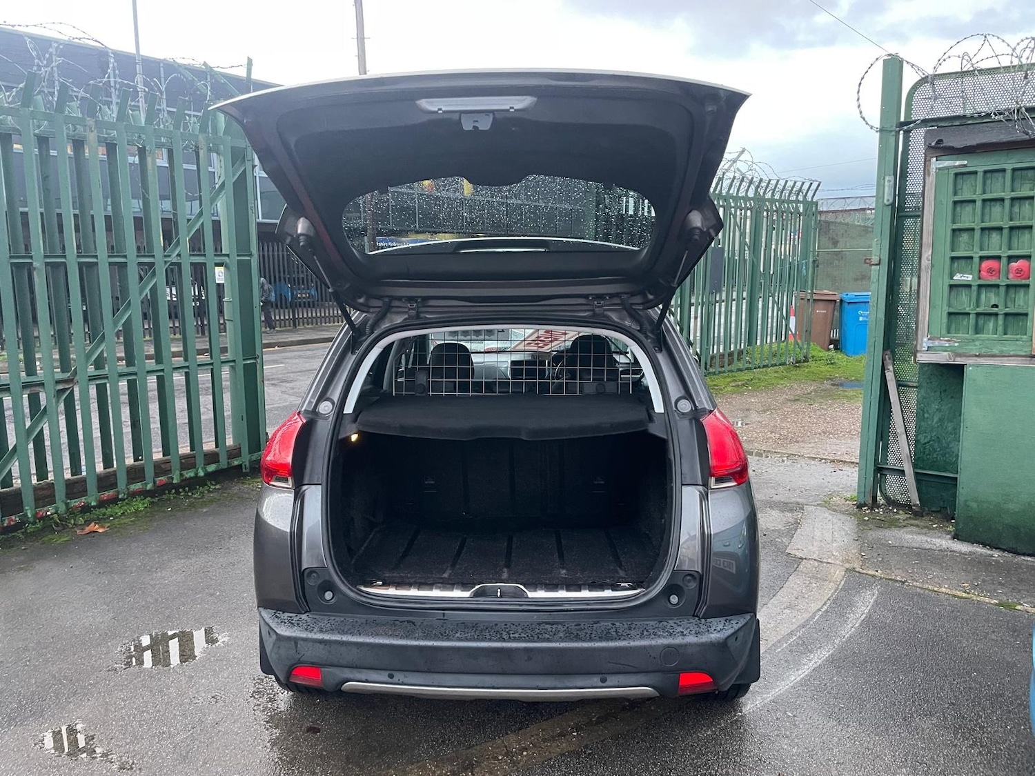 Used Peugeot 2008 2015 for sale - 76686692: Photo 7