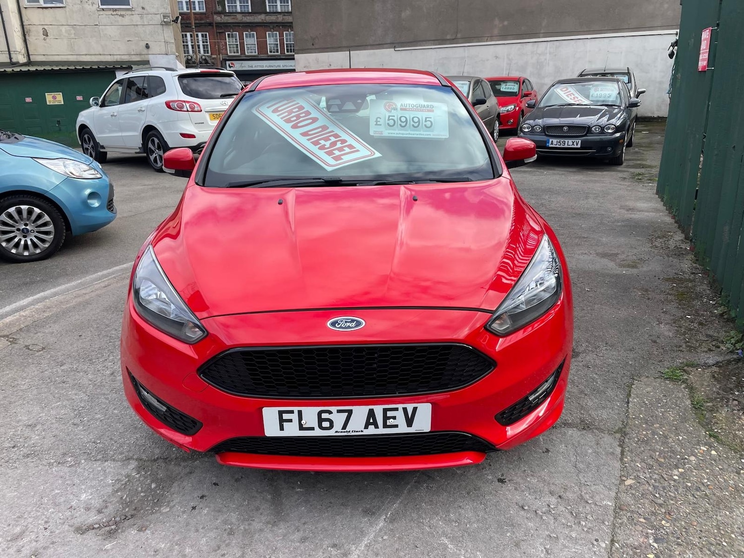 Used Ford Focus 2017 for sale - 77821844: Photo 2