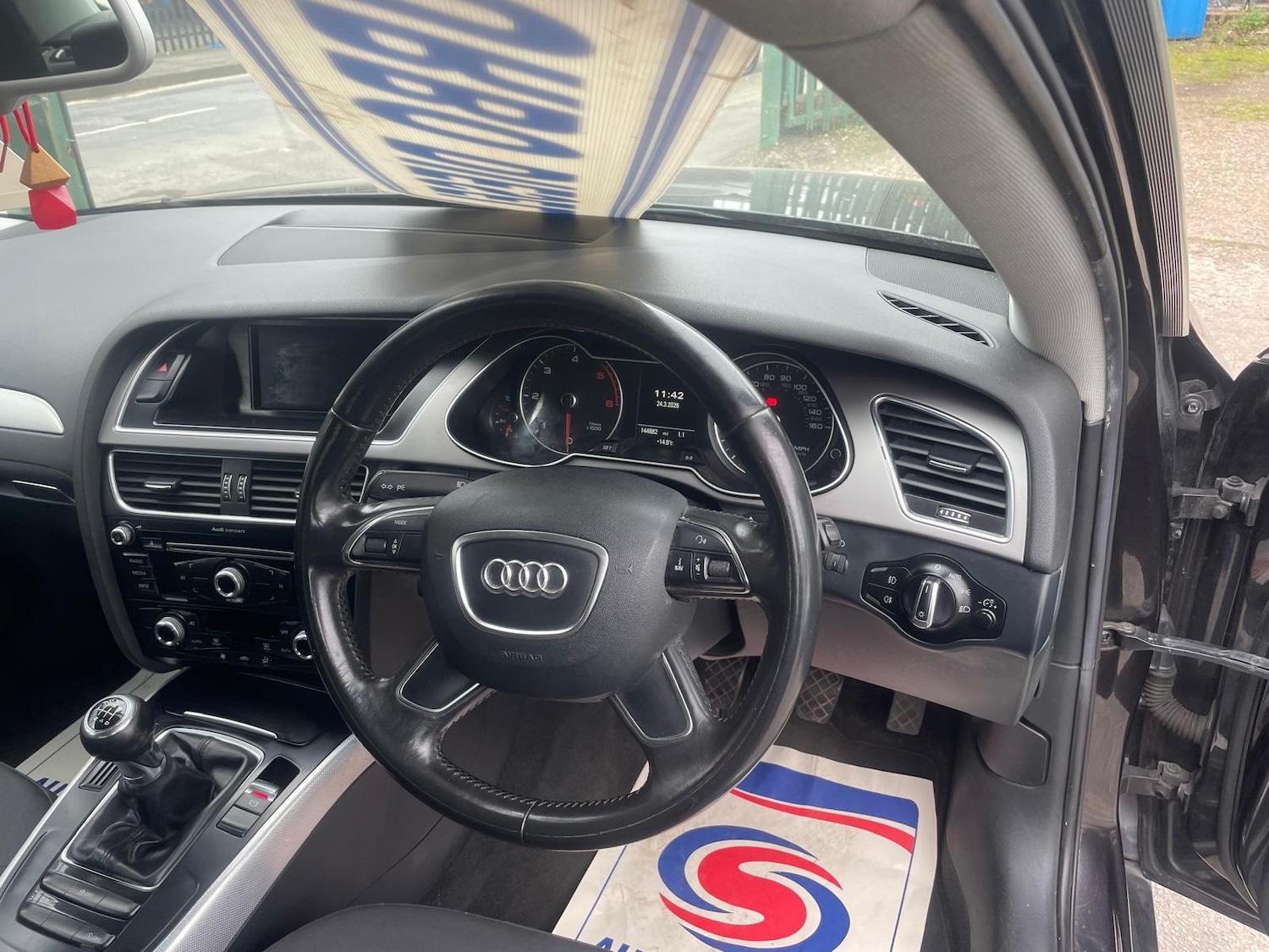 Used Audi A4 2014 for sale - 77997614: Photo 10