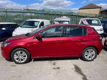 Used Peugeot 308 2014 for sale - 75546319: Photo