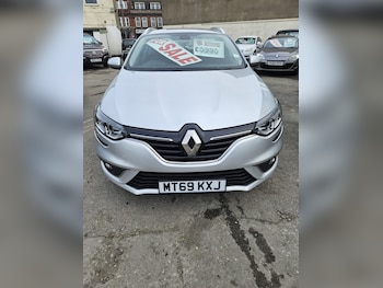 Used Renault Megane 2019 for sale - 78961735: Photo