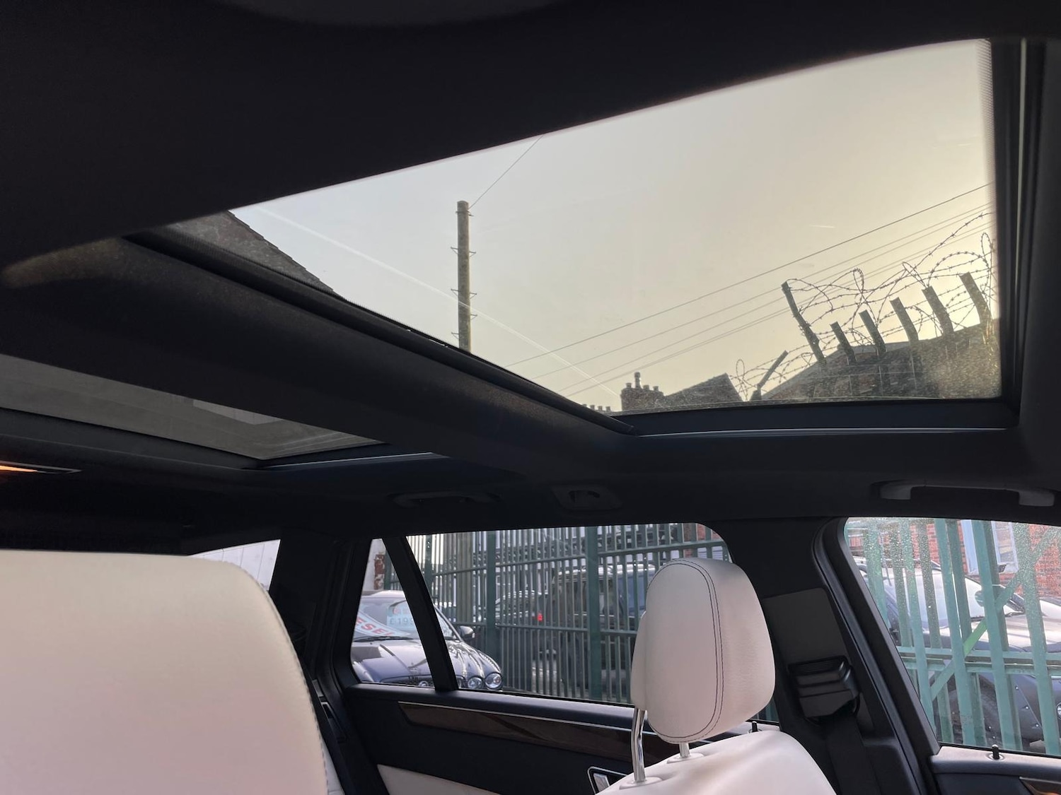 Used Mercedes-Benz E Class 2015 for sale - 77789910: Photo 30