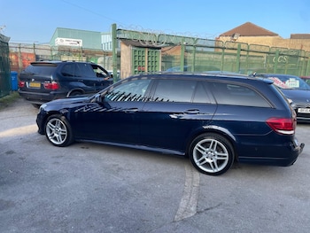 Used Mercedes-Benz E Class 2015 for sale - 77789910: Photo