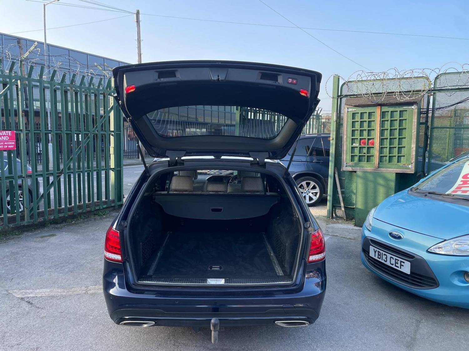 Used Mercedes-Benz E Class 2015 for sale - 77789910: Photo 8