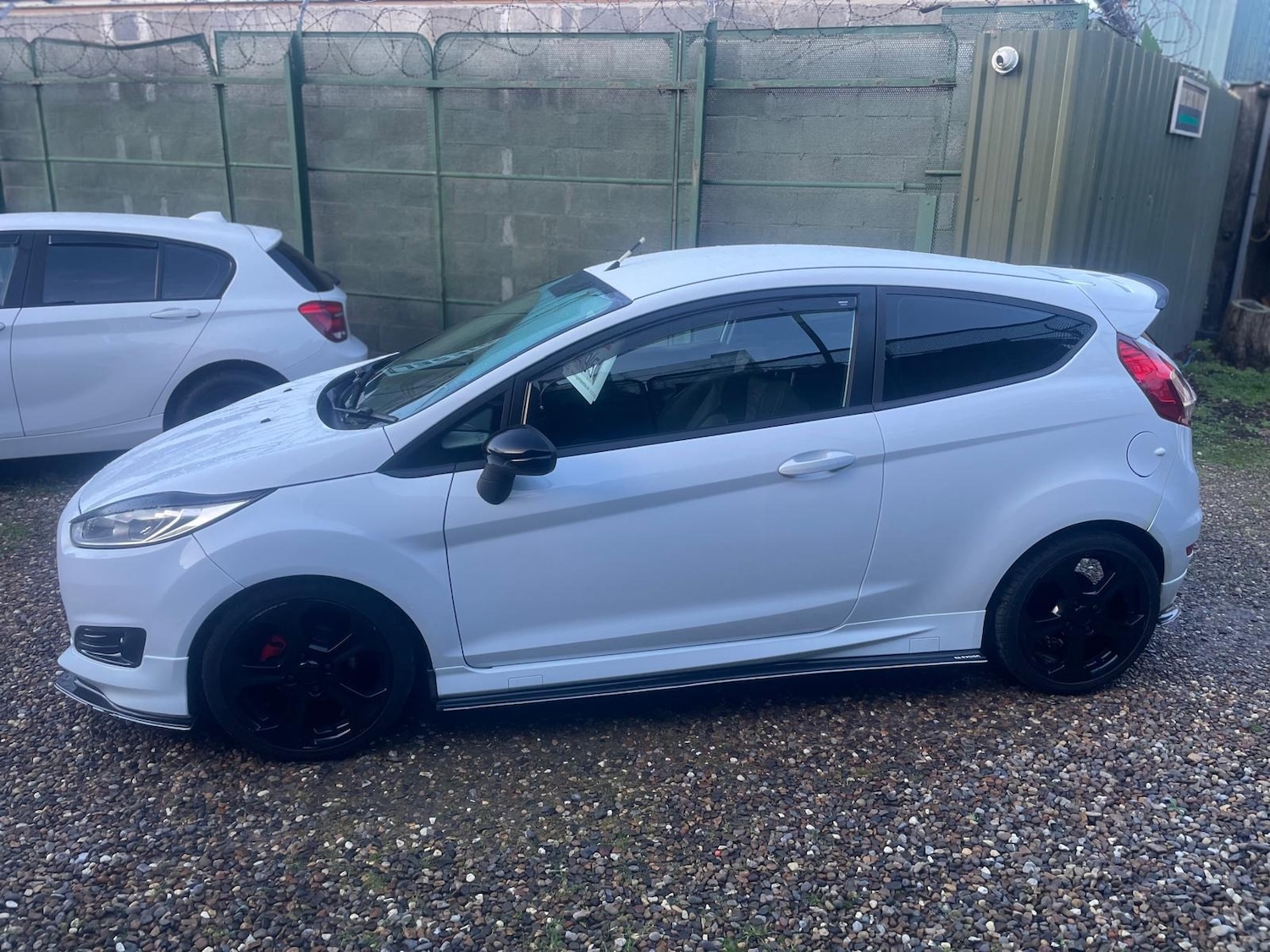 Used Ford Fiesta 2013 for sale - 76935490: Photo 2