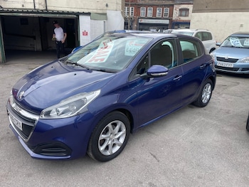 Used Peugeot 208 2016 for sale - 75509960: Photo