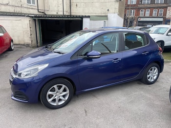 Used Peugeot 208 2016 for sale - 75509960: Photo