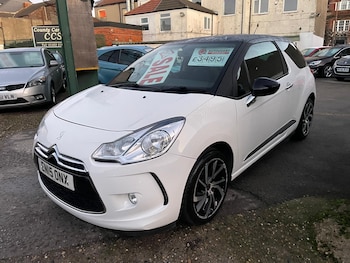 2015 (15) - 1.2 PureTech 110 DStyle Nav 3dr